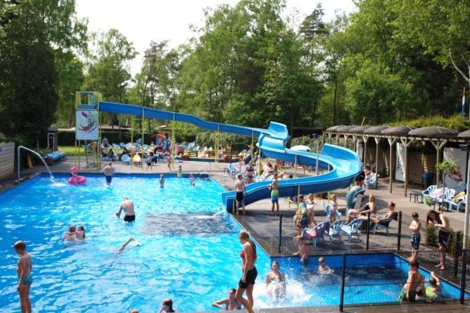 Boshuisje Met Sauna In Hoenderloo Esterno foto